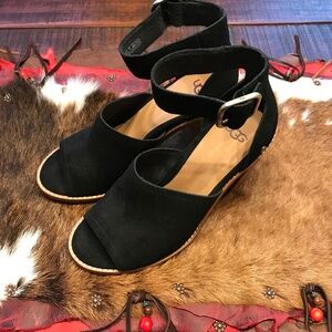 UGG Open Toe Sandals, size, 7.5
